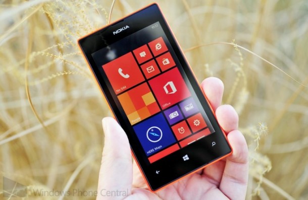 Nokia_Lumia_525_handson_lead