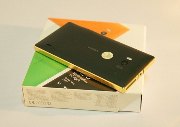24-Karat-Gold-Lumia-930-1-620x440